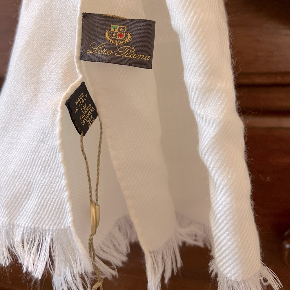 NEW Loro Piana Cashmere/Silk scarf | Stola Leggera Unita